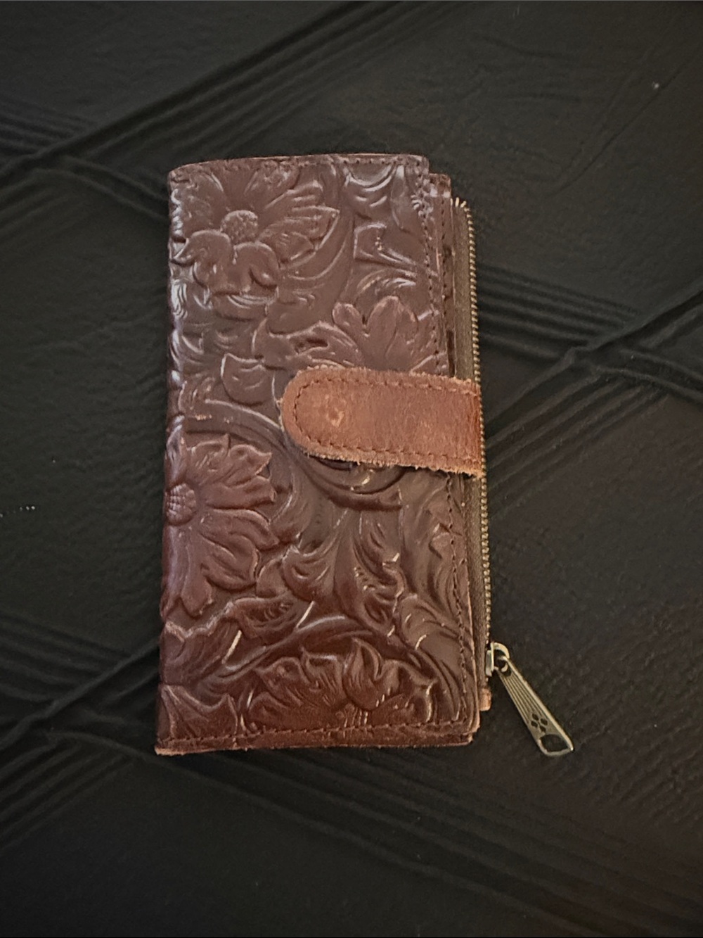 Patricia Nash Embossed Floral Leather Card & Key Holder - Brown